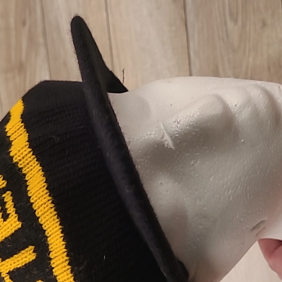 RARE Vintage Pittsburgh Steelers Winter Hat Beanie Knit Cap Pom Tam Beret Unisex - Picture 5 of 9